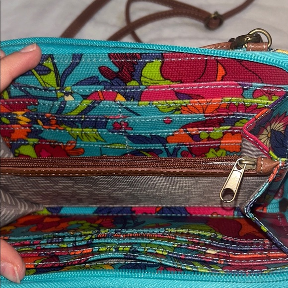 Sakroots Multicolor Floral butterfly vibrant colorful Crossbody Wallet Bag - Picture 6 of 9